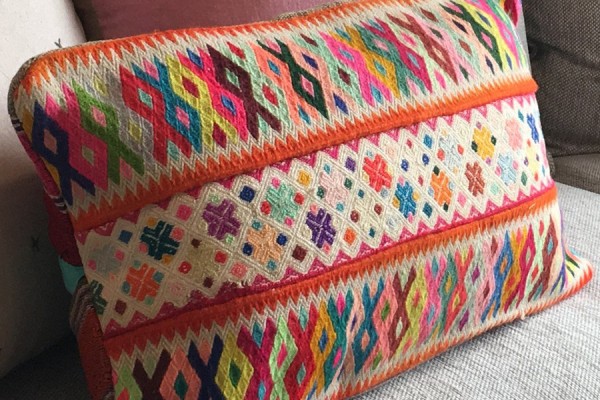 Peruvian frazada textiles