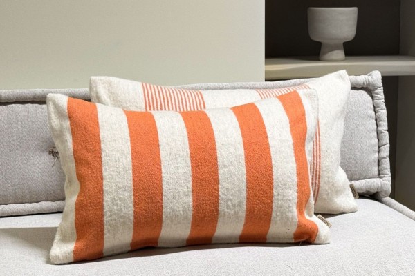 Wollen kussens handgeweven in Marokko