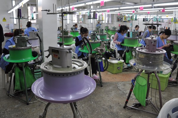 Assembling garments