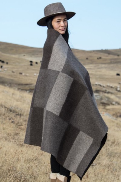 Blanket made of yak wool